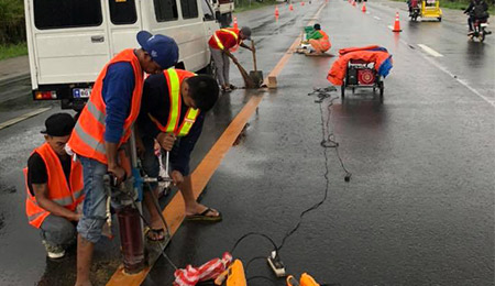 solar cat eyes road stud installation