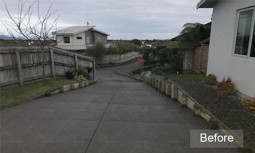 PC Solar Road Studs Light in New Zealand Villa