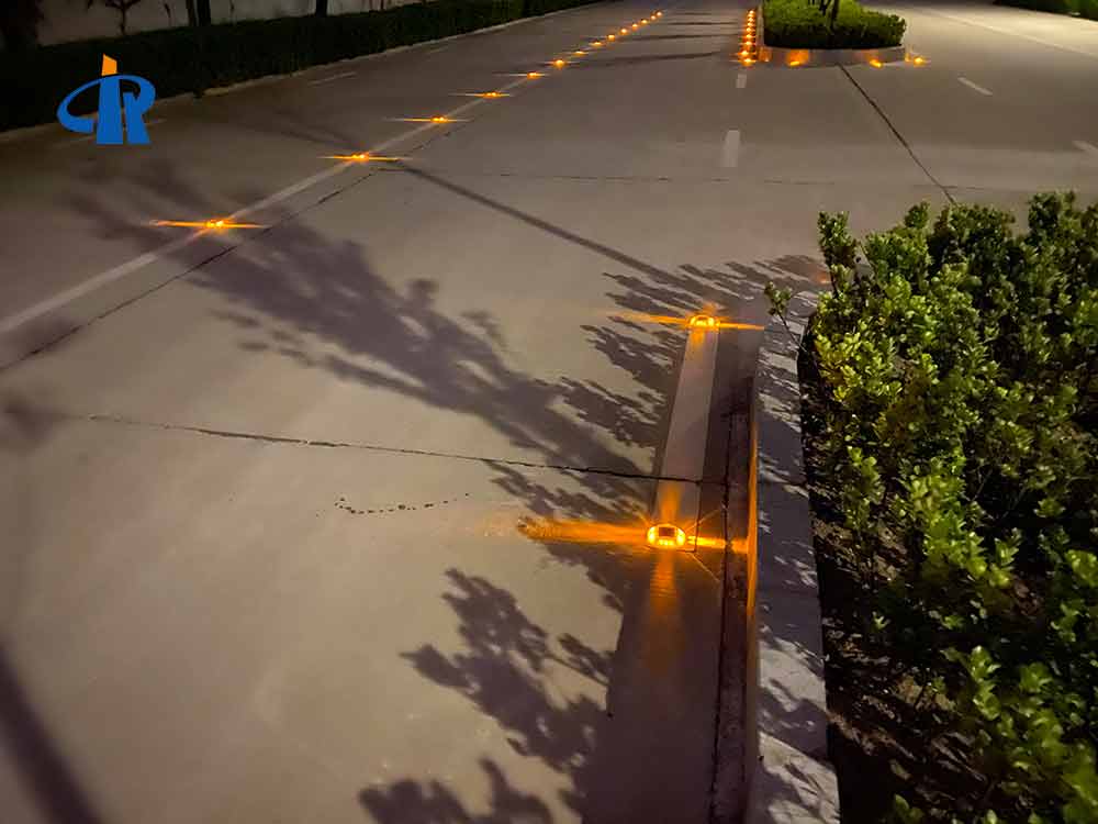 Customize Led Road Stud For Walkway