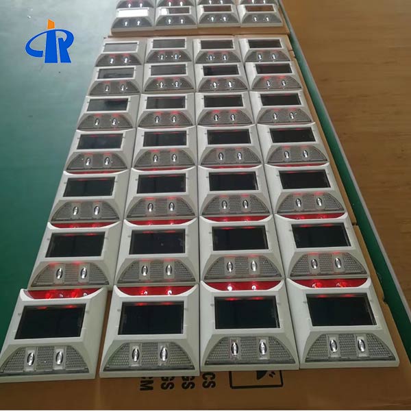 High Quality Solar Road Stud For Farm