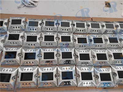 Aluminum solar road stud led with 3 pcs led per side