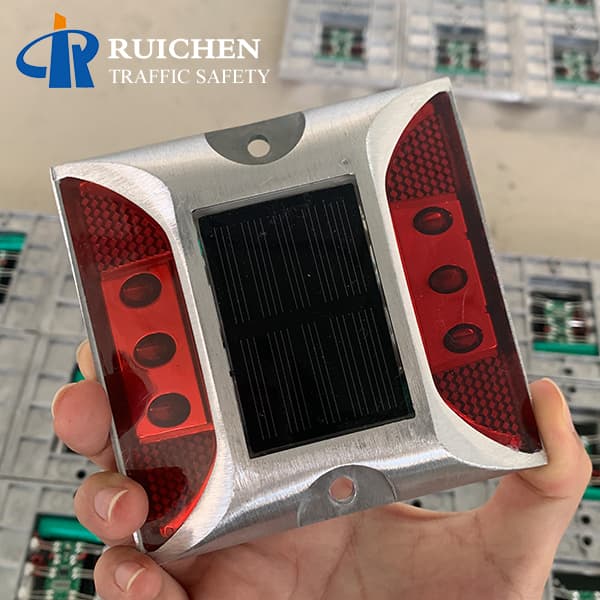 Aluminum solar road stud with stem