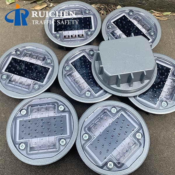 Embedded Rreflective solar road stud in South Africa