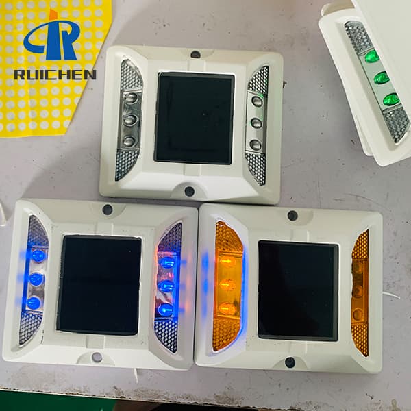 IP68 solar stud lights cost