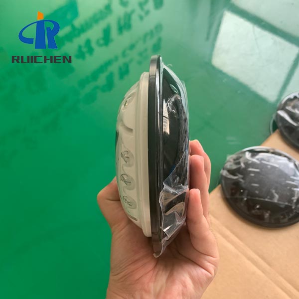 Led Road Stud With Shank For Sale In Uae