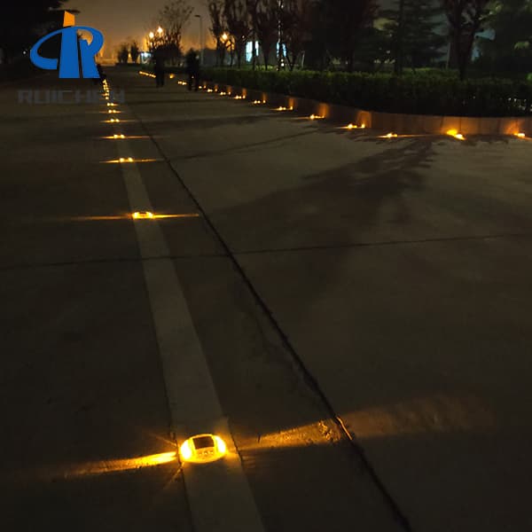 Solar Road Stud Cat Eyes In China For Sale