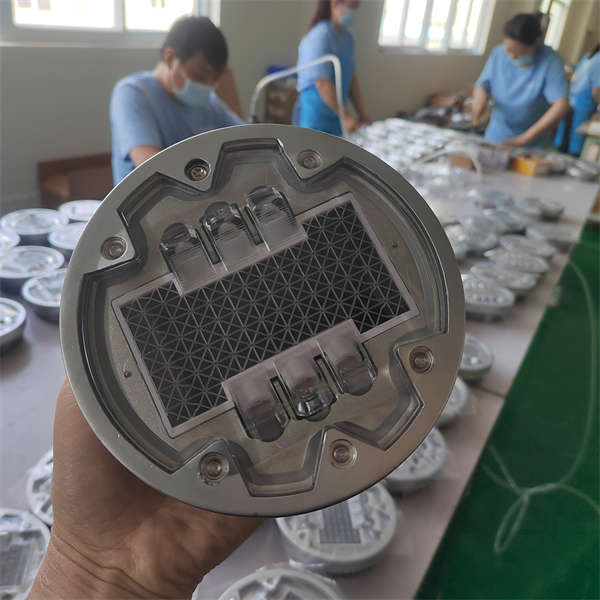 Customized Solar Stud Reflectors price